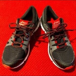 𝅺ASICS Sz 8.5 Gel  Unifire TR Sneakers